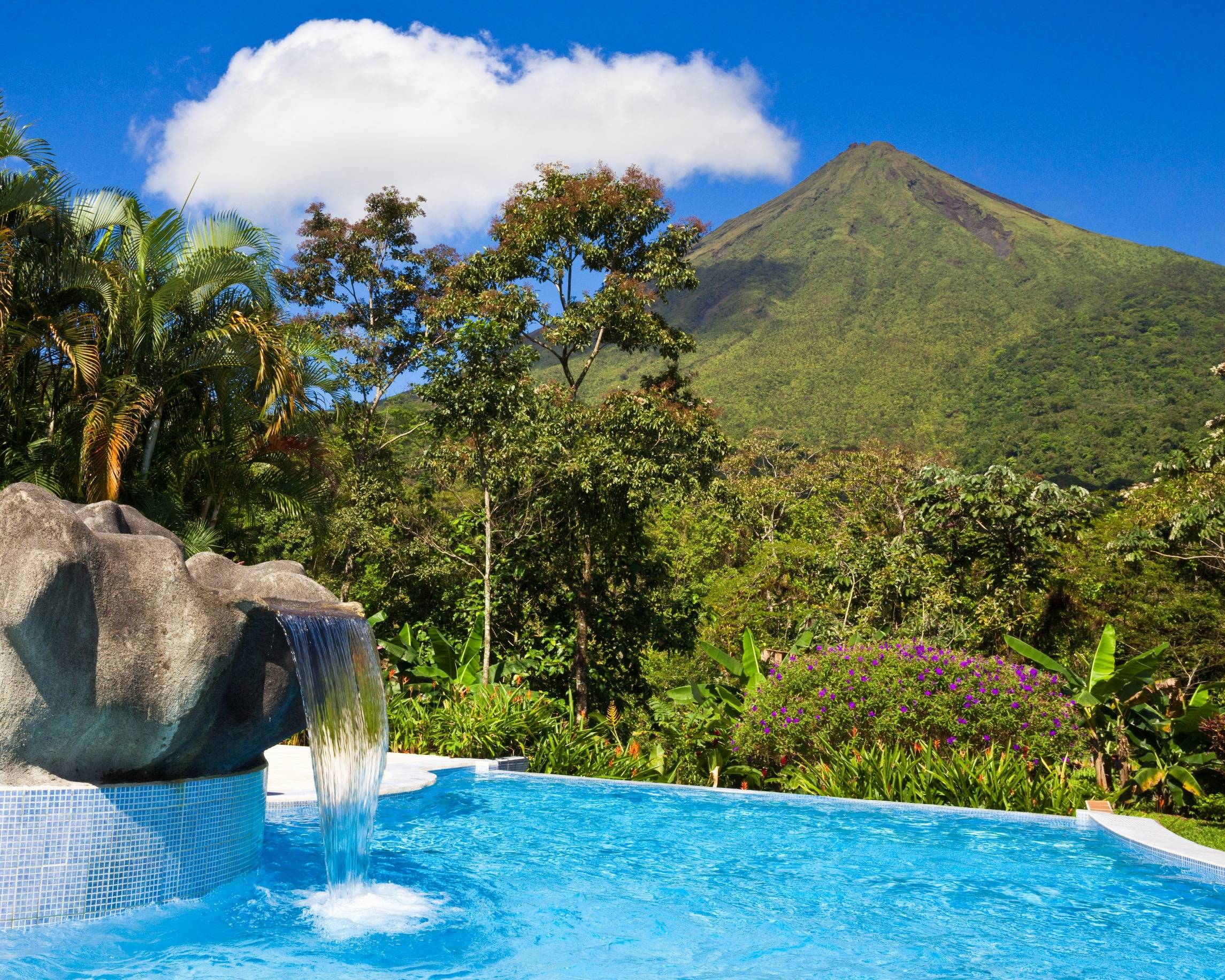 A Trip To Costa Rica: Must-Do Things and Attractions To Visit