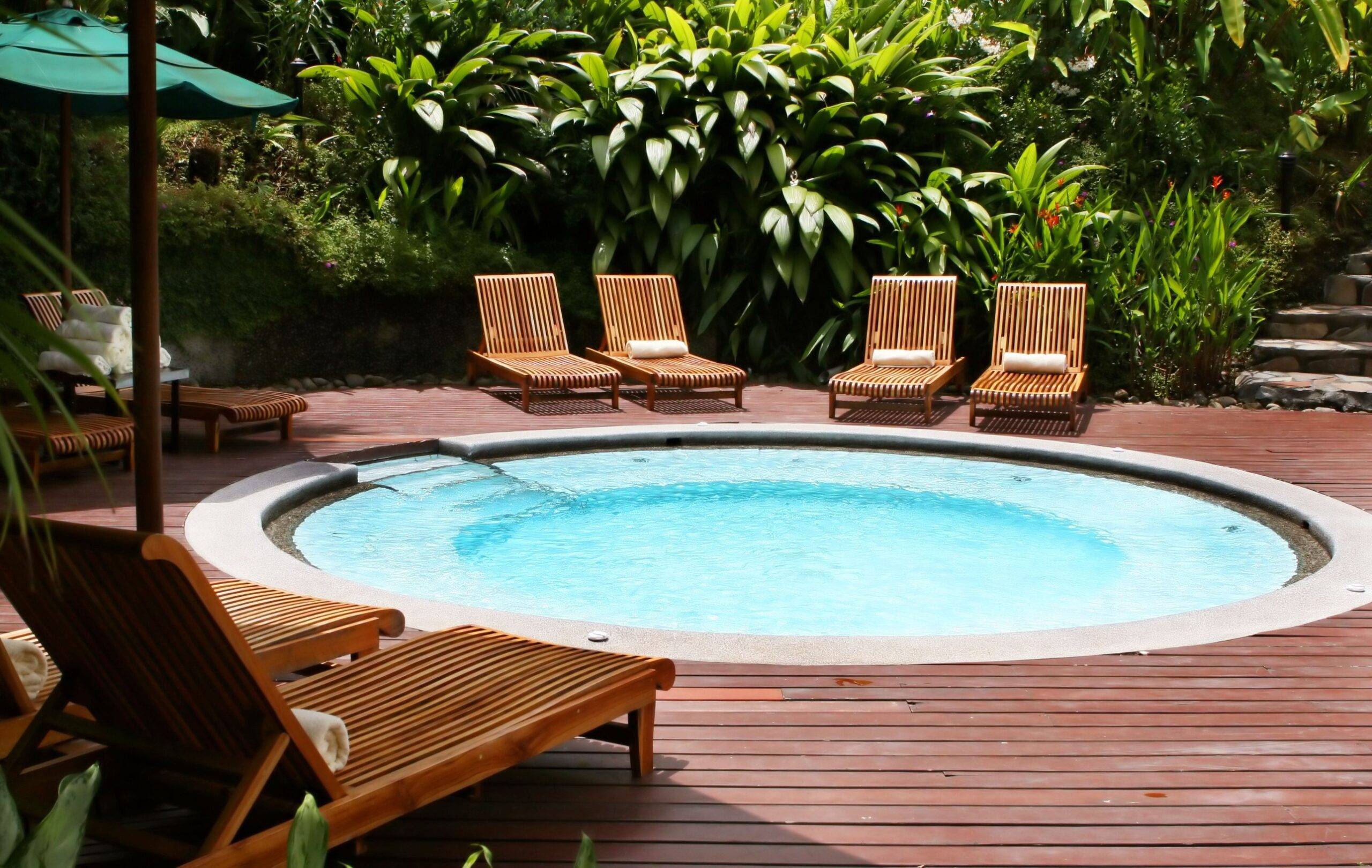 6 Tips for Organizing a Successful Private Villa Group Vacation